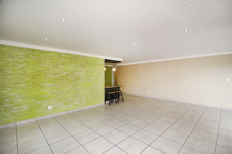 3 Bedroom Property for Sale in Reebok Western Cape